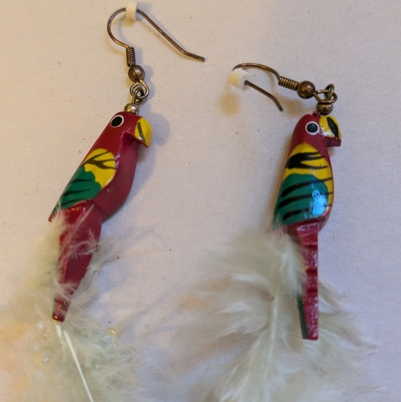 Vintage Parrot Earrings With Feather Detail - Picture 2 of 3